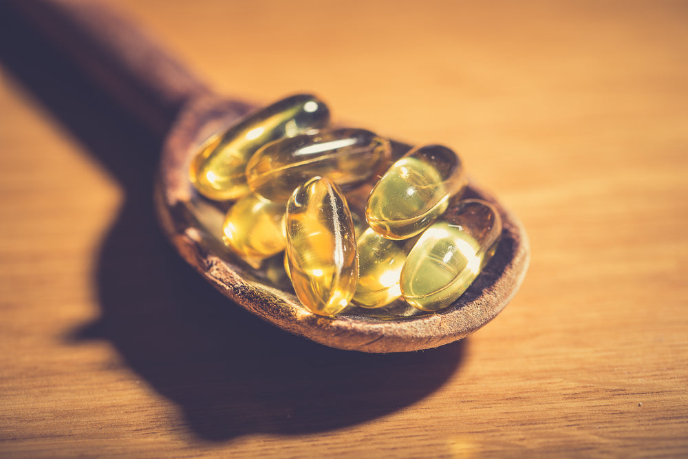 Benefits of Fish Oil for Cats and Dogs 🐟🐶🐱✨